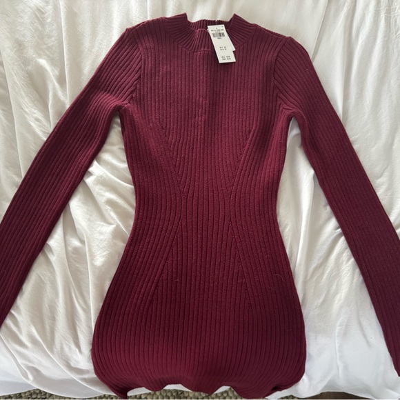 Hollister Red Long Sleeve Dress - Picture 2 of 2